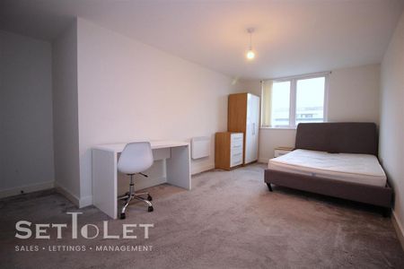 2 bedroom apartment to rent - Photo 5