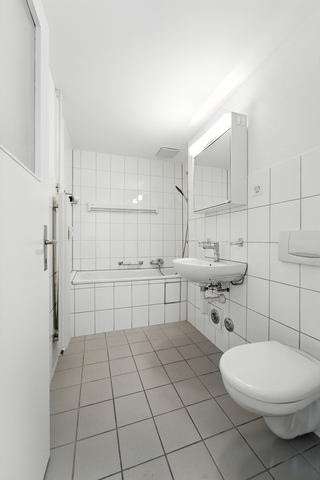 RUHIGE 2-ZIMMERWOHNUNG IN BEVORZUGTER LAGE VON RIEHEN - Foto 3