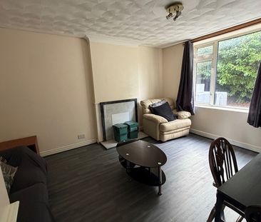2 Bed Semi-Detached House, Burlington Road, CV2 - Photo 1