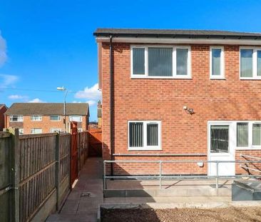 Ipswich Crescent, Birmingham, B42 - Photo 3