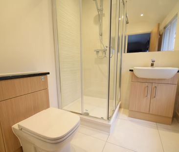 2 bedroom flat to rent - Photo 6