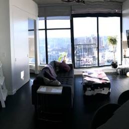 Furnished Woodwards Penthouse (1BR) - Photo 1