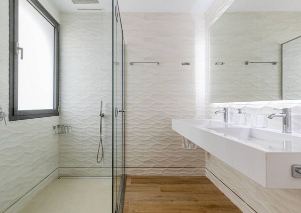 5 bedroom luxury Villa for rent in Marbella, Andalusia