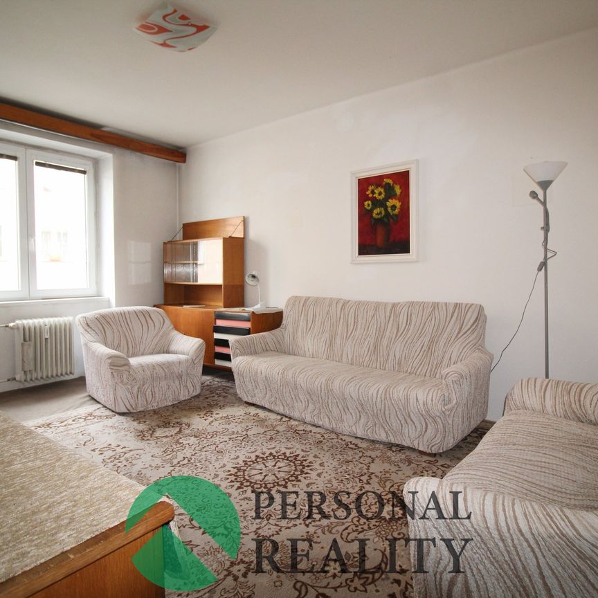 Pronájem bytu 3+1 76 m², Dělnická, Karlovy Vary - Фото 1