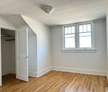 For Lease - 387 William Street, Cobourg, Ontario - Photo 2