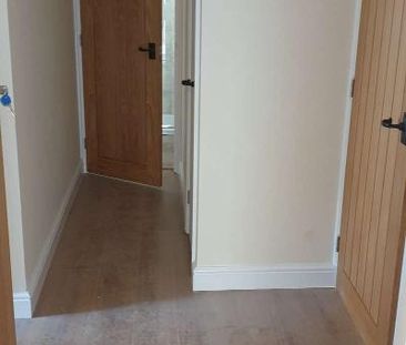 Angwin Close, Shepton Mallet, BA4 - Photo 4