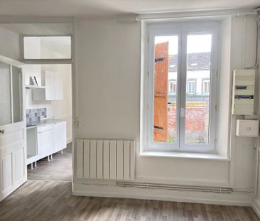 Location Appartement 2 pièces 54m² ROMILLY SUR SEINE 10100 - Photo 1