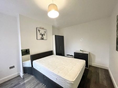 Sydney Street, Boston, Property for rent - Photo 3