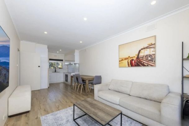 8/1A Gilbertson Street, Essendon. - Photo 1