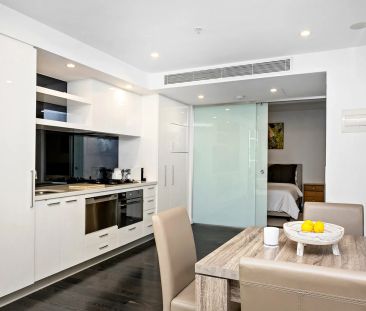 FULLY FURNISHED - GREAT LOCATION! - Photo 6