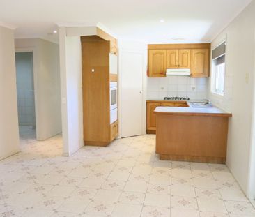Great Centaral Location! - Photo 3