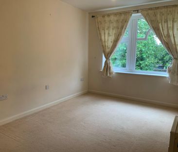 The Avenue, Watford - Photo 3