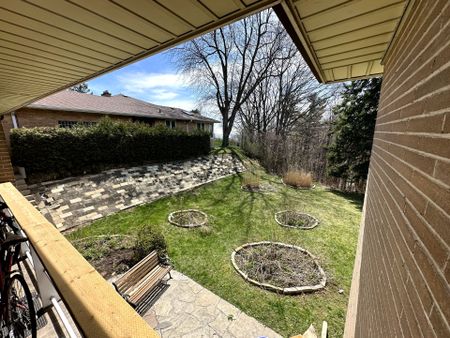 For Lease - 23 Ayre Point Road, Toronto, Ontario - Photo 5