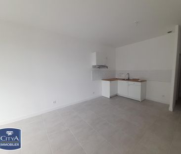 Location Appartement 1 pièce 31m² MARIGNANE 13700 - Photo 1