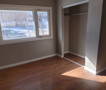 1335 Athol St. - Photo 3