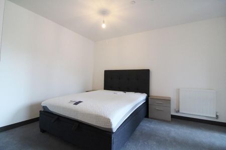 2 bedroom apartment to rent - Photo 3