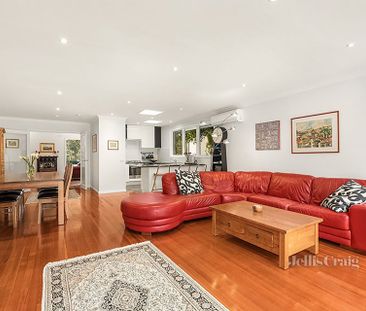 22 Greenways Road, Glen Waverley - Photo 4