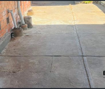 Just move in and enjoy! - Photo 3