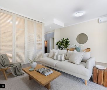 MGM MARTIN - ONE BEDROOM APARTMENT - Photo 3