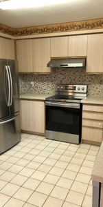 For Lease - 52 Pennsylvania Avenue Unit# Room, Brampton, Ontario - Photo 3