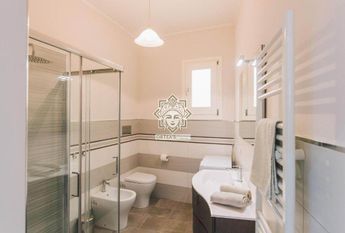 Casa con terrazzo vista mare