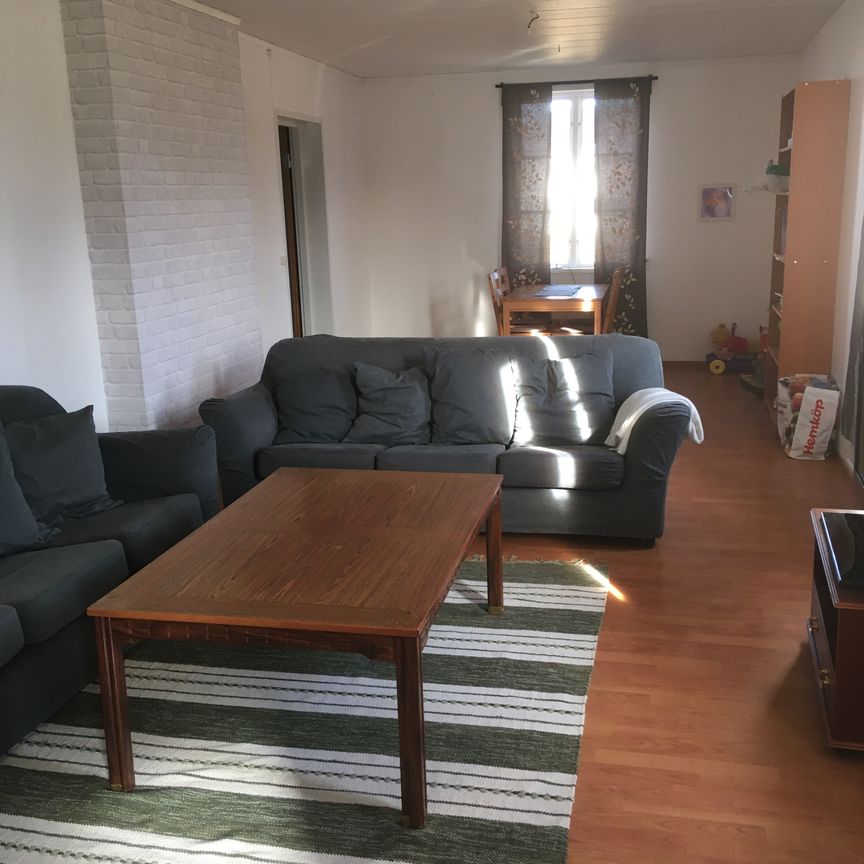 Frötuna, Fellingsbro - Foto 1