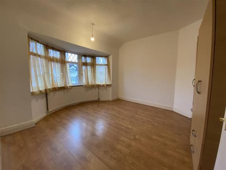 3 bedroom terraced house to rent - Photo 4