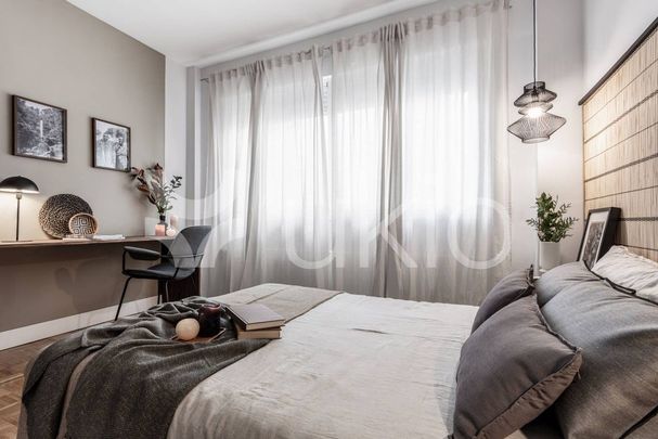 3 room luxury Flat for rent in Madrid, Spain - Photo 1