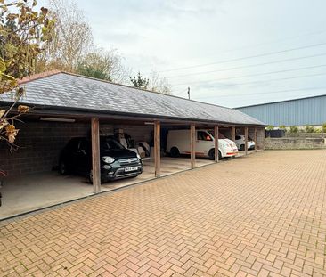 Hele Manor Barns, Hele, Taunton - Photo 6