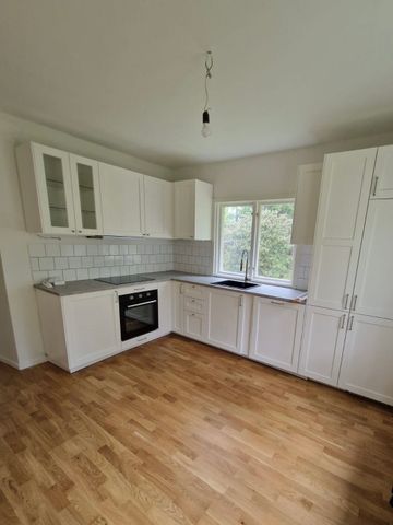 Himmelsbodavägen, Tumba - Foto 3