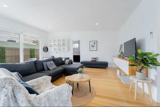 22 Smalley Street California Gully VIC - Photo 1