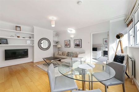 A beautifully presented and recently renovated apartment set in a picturesque Belgravia Mews. - Photo 3