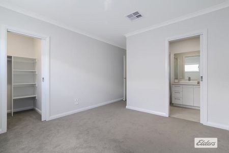 Stylish Baranduda Townhouse Offering Contemporary Living & Scenic Outlooks - Photo 3