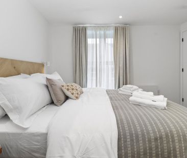 Ashford Road, Eastbourne - Photo 5