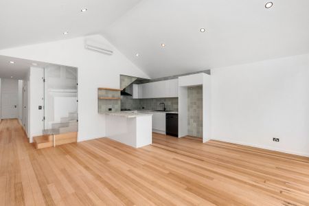 Thinking of selling? Contact our agent - Photo 5