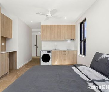 Modern Spacious Studio Apartment - Moments to UNSW and Anzac Parade - Photo 4
