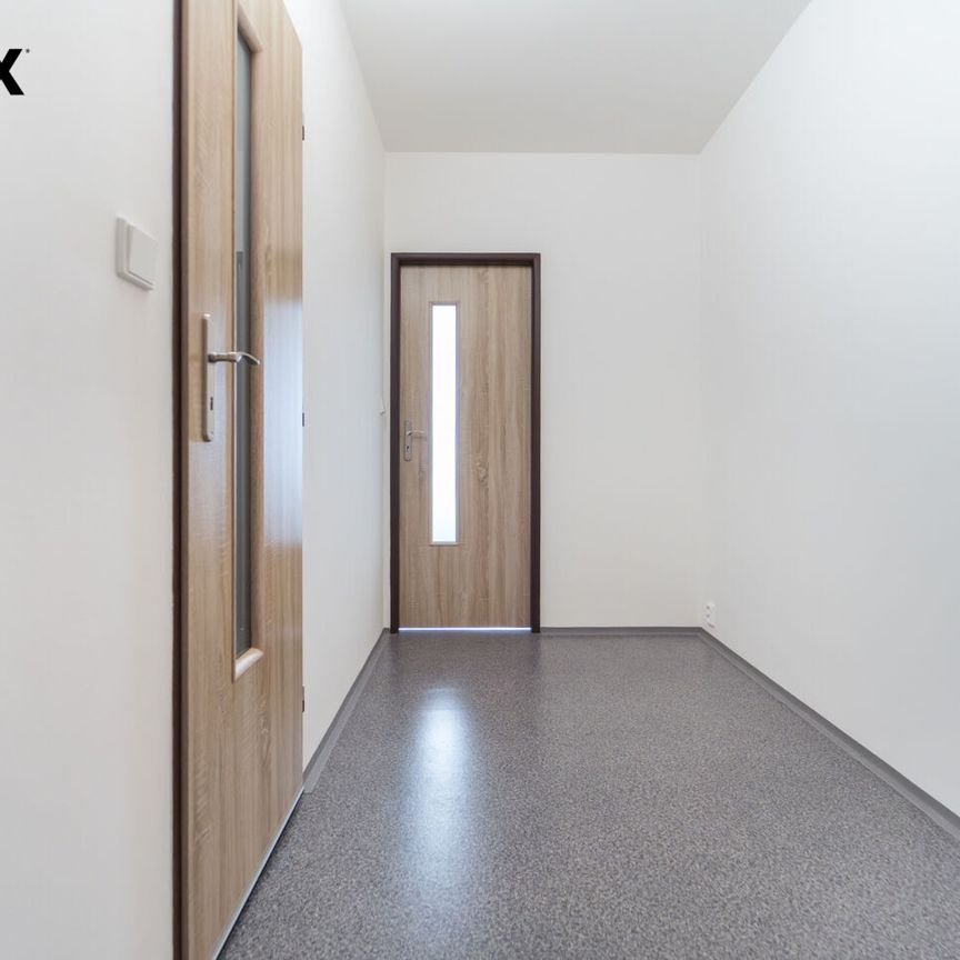 Pronájem bytu 1+kk v osobním vlastnictví 1225 m², Praha 4 - Chodov - Photo 1