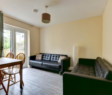 5 bedroom house to rent - Photo 1