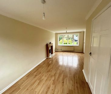 3 bedroom house to rent Belvoir Close, Ilkeston, Derbyshire, DE7 - Photo 6