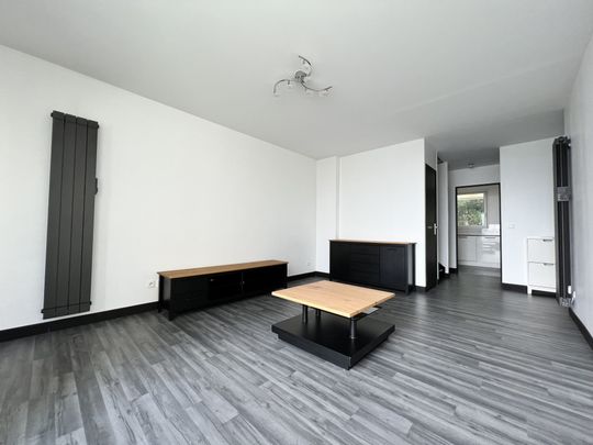 Location Appartement 3 pièces 59m² CORBEIL ESSONNES 91100 - Photo 1