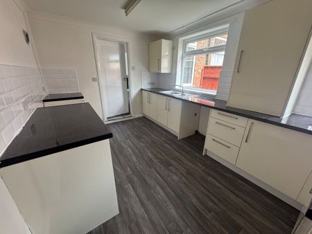 3 bedroom house to rent - Photo 4