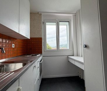 4.5-Zimmerwohnung mit Balkon, Lift und Einstellplatz in Ostermundigen - Photo 1