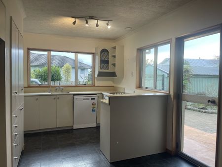 Family home in Grasmere - Photo 5