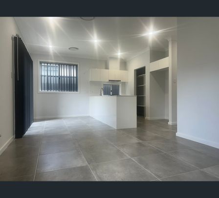 16 Jandaroi Road, Austral, NSW 2179 - Photo 1
