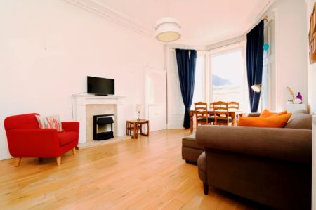 3Bedrooms, 1Bathrooms - Photo 3