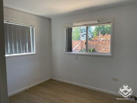 3 Bedroom 1 Bath 1 Car Home - Photo 5