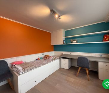 Prachtige rijwoning met 3 slaapkamers, tuin en garage te Roeselare - Photo 3