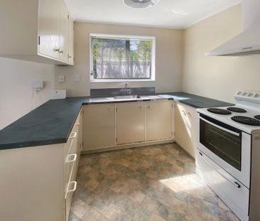 Stokes Valley 2 Bedroom Unit - Photo 3