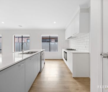 MODERN FAMILY LIVING IN LUCAS - Photo 3