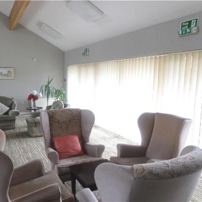 1 bedroom retirement property to rent - Photo 1